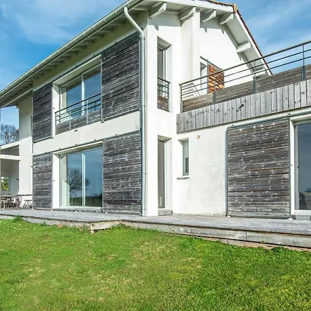 Villa Arcangues Вилла Арканг