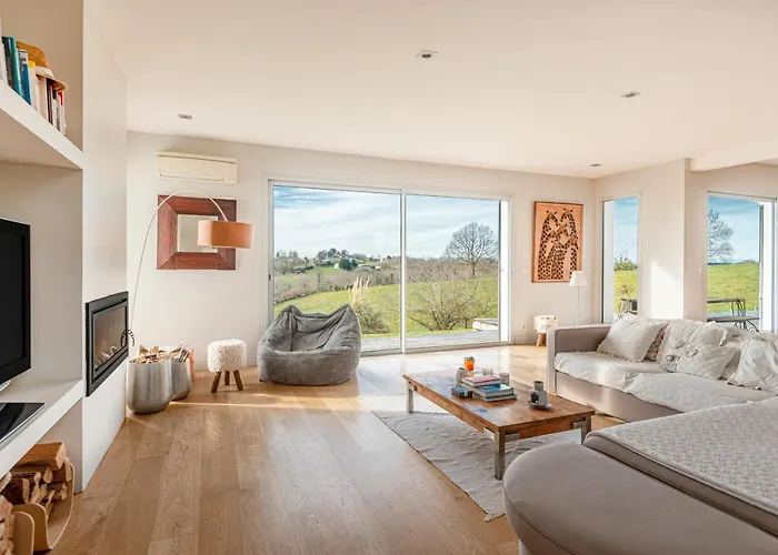 ヴィラ Villa Arcangues